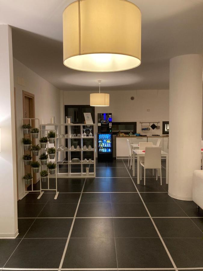 Civico 27 Hotel Козенца Екстериор снимка