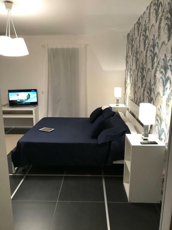 Civico 27 Hotel Козенца Екстериор снимка